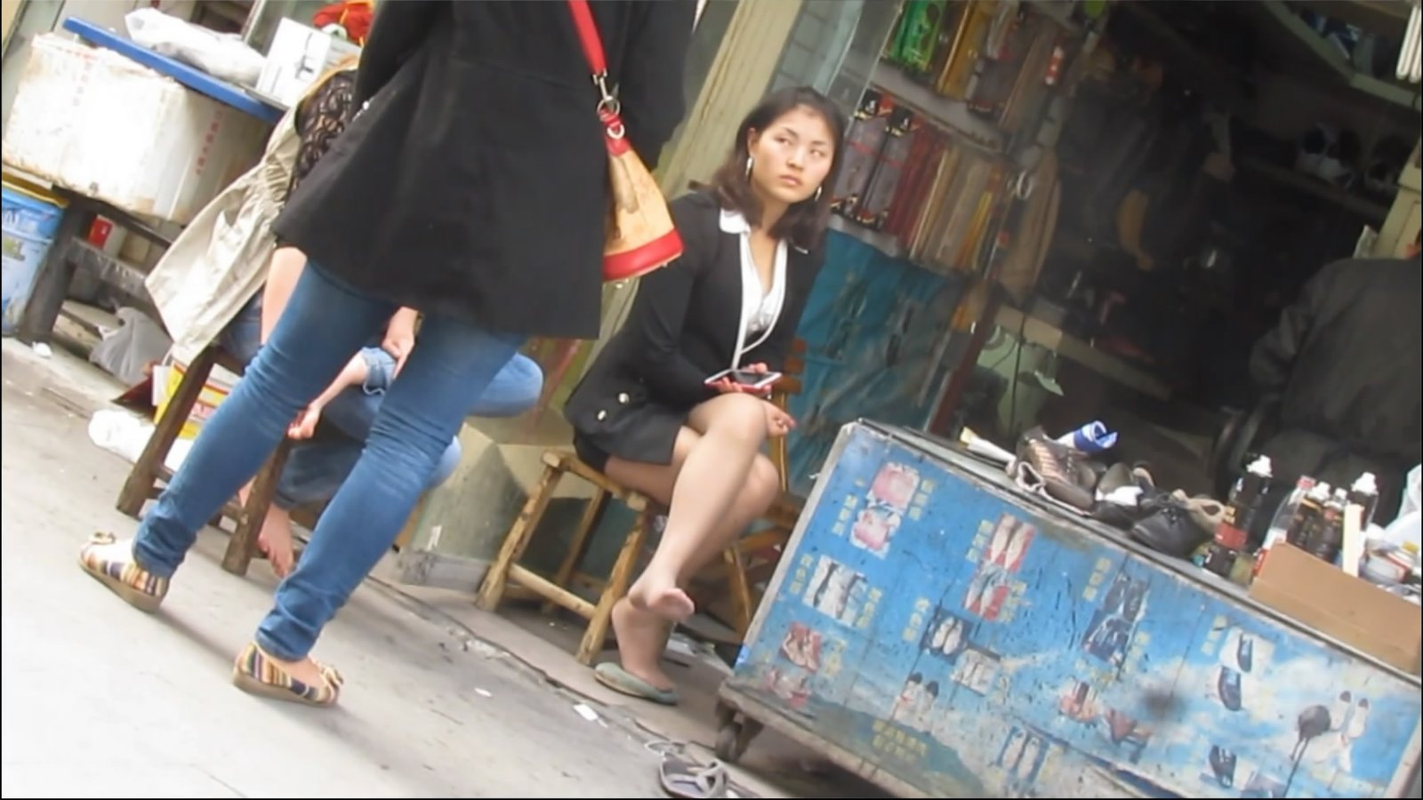 streetsnapnylon[00 00 54][20181208 234217 7]